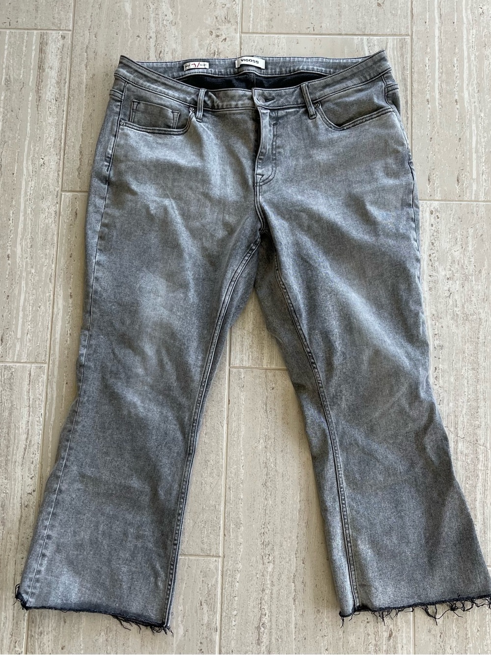 Vigoss Gray Washed Flare Jeans Raw Hem Cropped